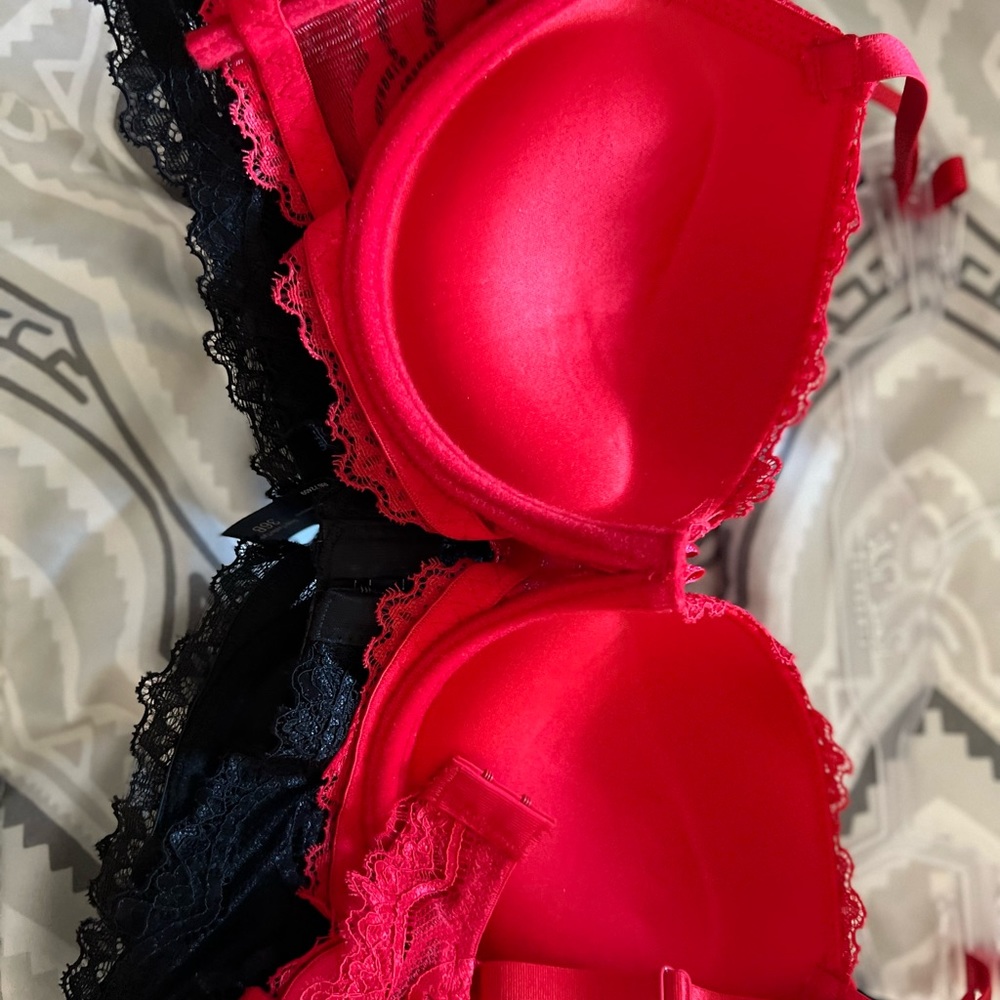 Bundle 4pcs  Extreme push up bra  by Rene rofe